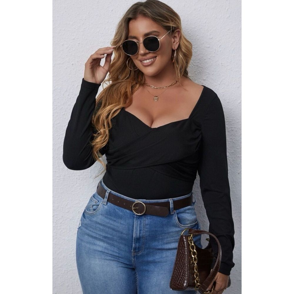 SHEIN Sweetheart Crisscross Blouse